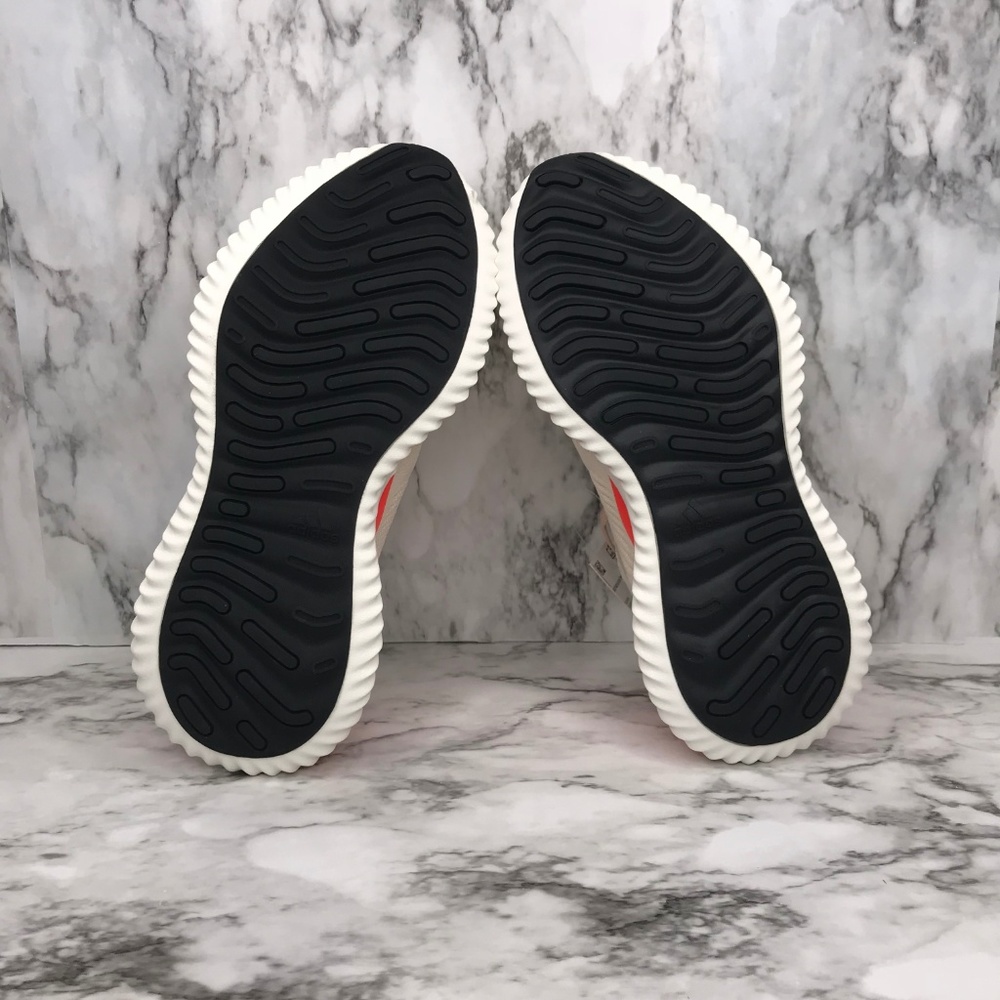 NEW Adidas Alphabounce Beyond - Picture 6 of 8